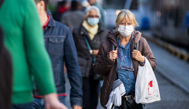 İçişleri Bakanlığı koronavirüs salgınına karşı 81 ilde yeni genelgeyi hayata geçiriyor