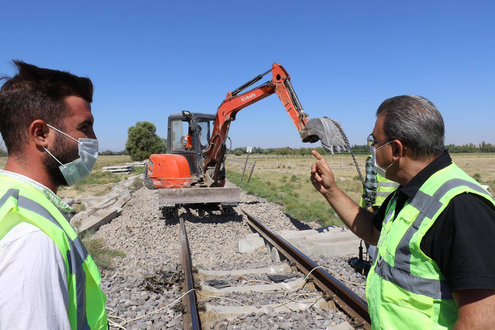 TCDD 7.Bölge Müdürü Demiryolu İyileştirme Çalışmalarını Denetledi