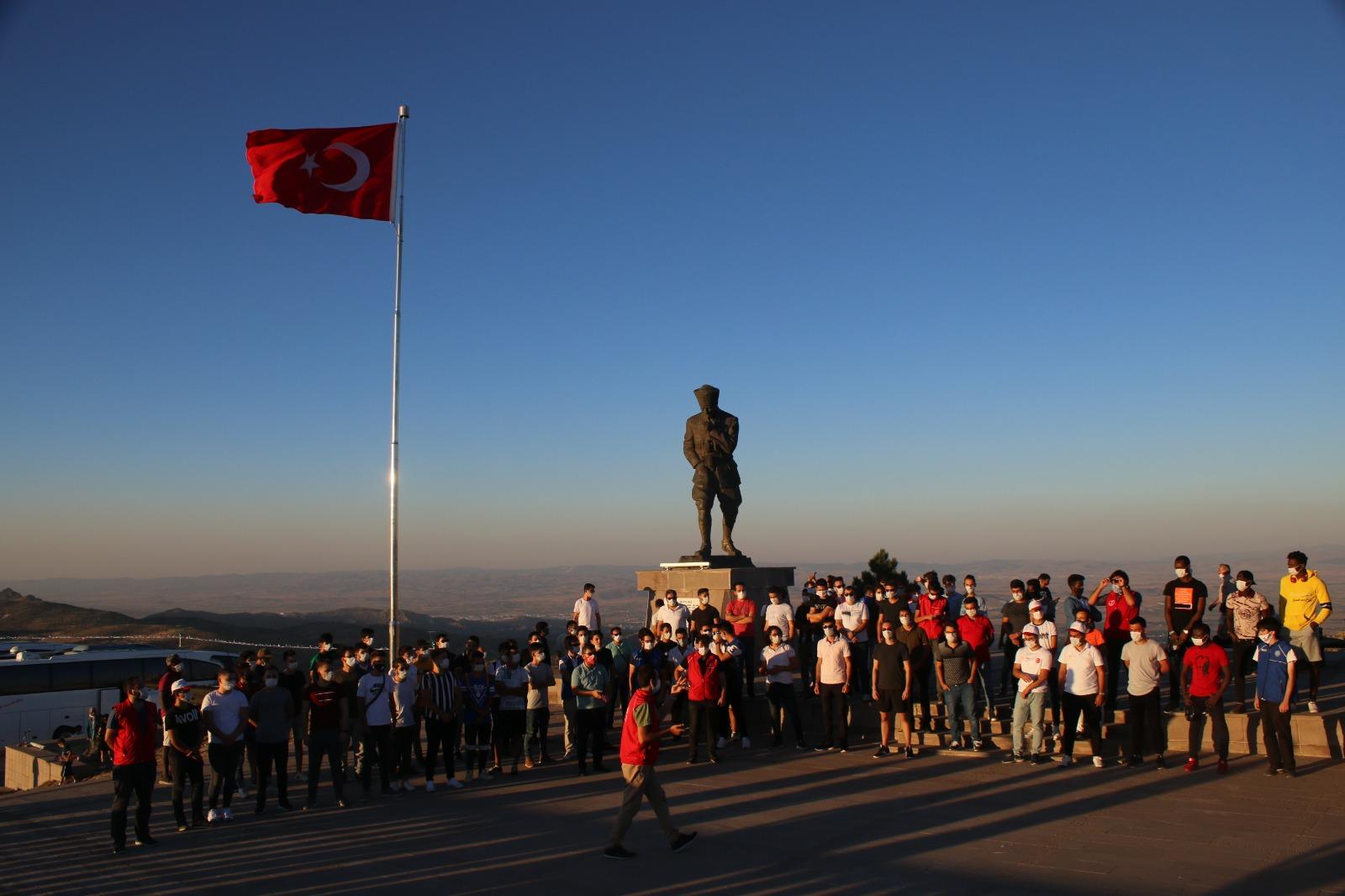 GENÇLERLE ZAFERİN KENTİ AFYONKARAHİSAR VE KOCATEPE GEZİSİ