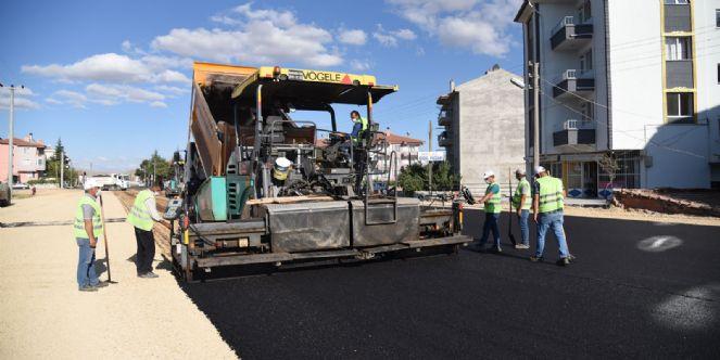 TAŞ OCAKLARI YOLUNDA ASFALT ÇALIŞMALARI BAŞLADI