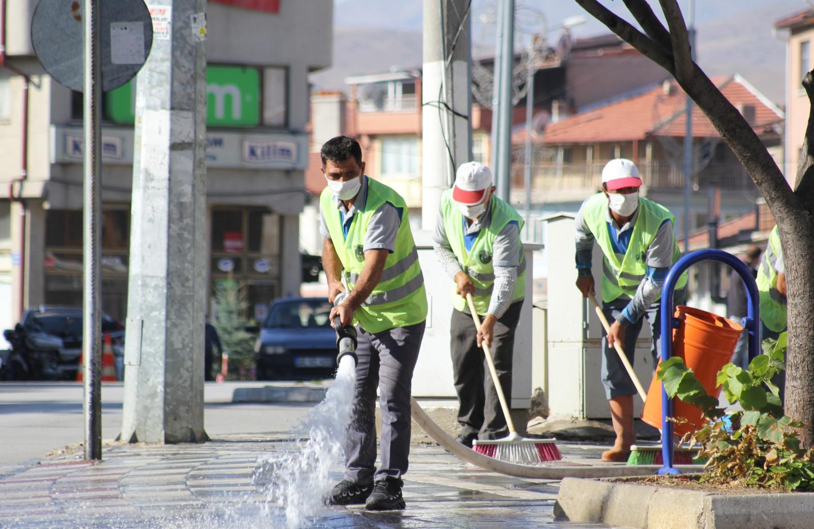 Şuhut Belediyesi Ekiplerinden Örnek Çalışma