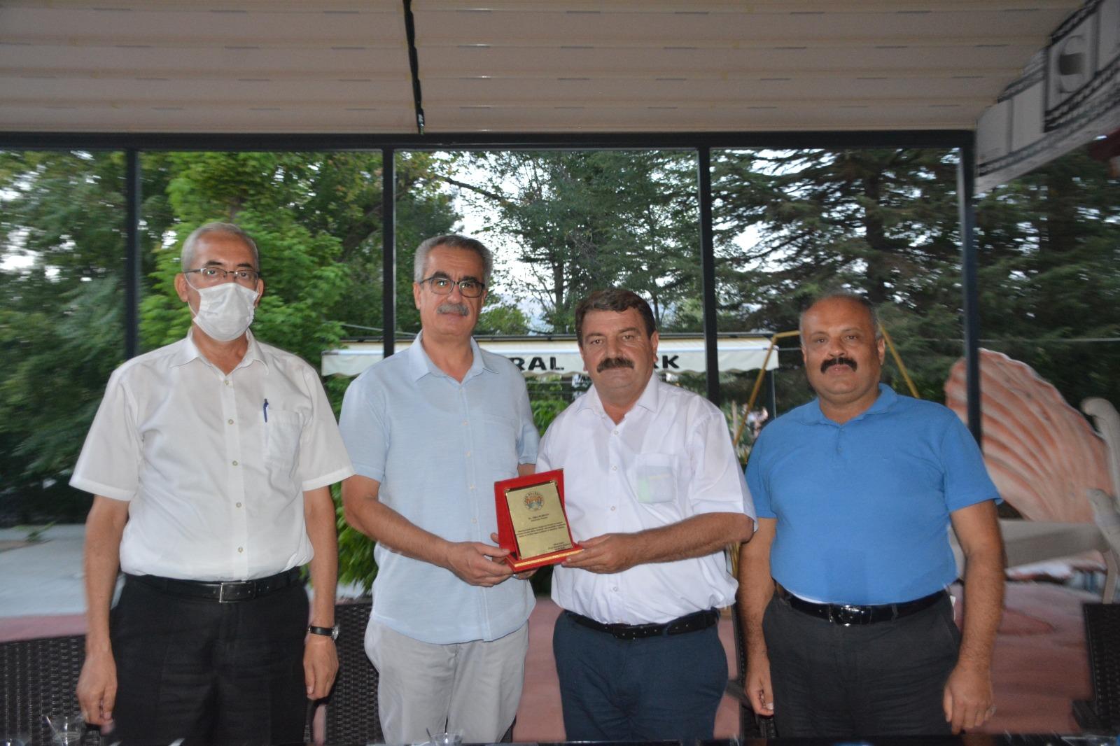 Veteriner Hekim Oğuz Başkaya’ya veda yemeği