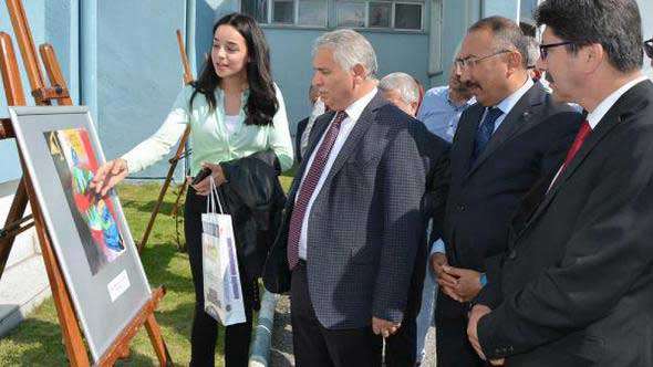 Afyonkarahisar'da polis vatandaş sergisi