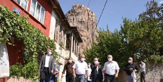 ZEYBEK BAŞKAN GÖNÜLLERE DOKUNUYOR