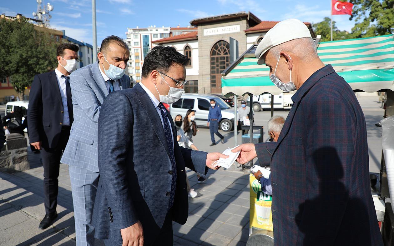 Salgınla Mücadelede Hepimiz Üzerimize düşeni Yapmalıyız