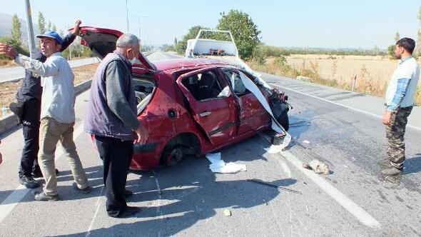 Kazada ağır yaralanan kadın öldü