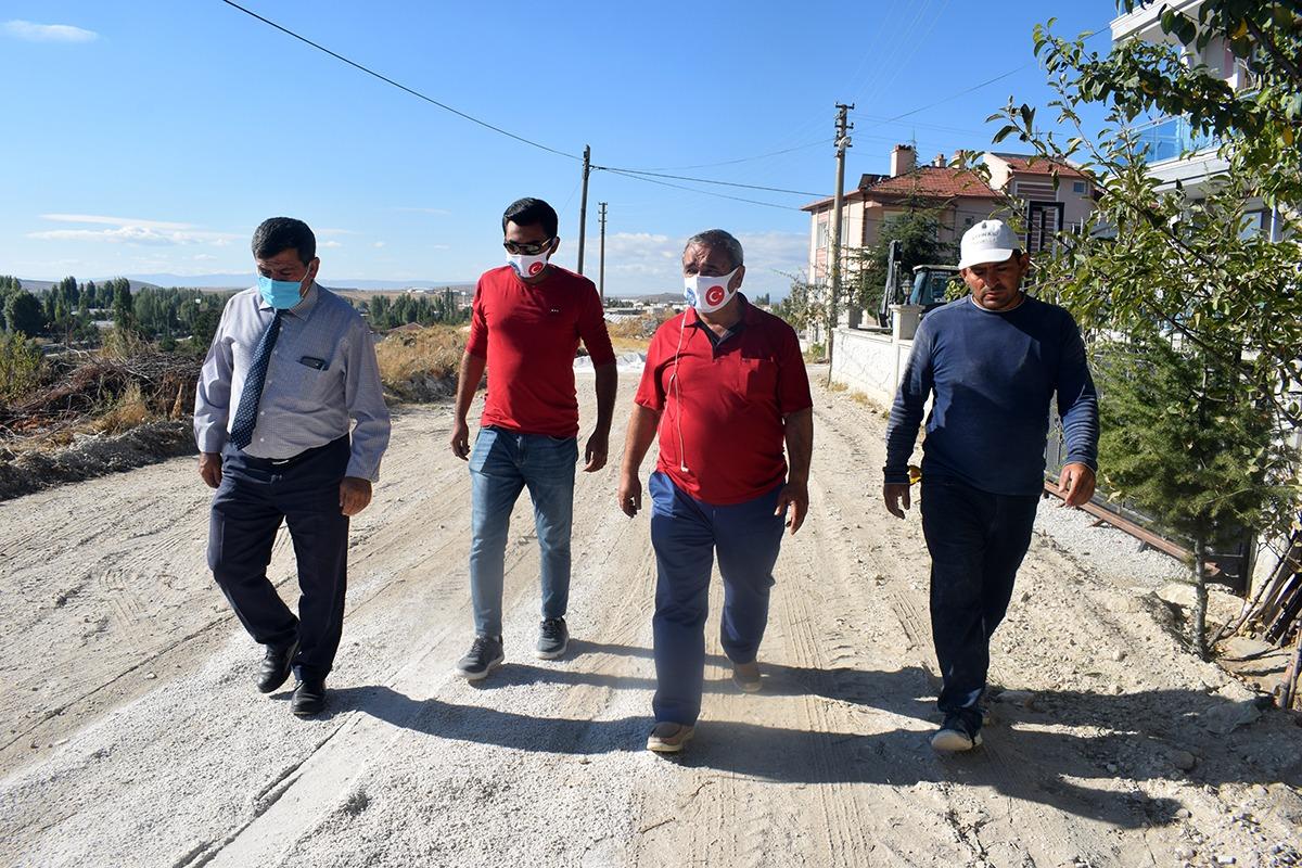 Başkan Şahin, "Girilmedik Mahalle, Yapılmadık Yol Bırakmayacağız"