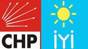 CHP ve İYİ Parti'nin tabeleları söküldü